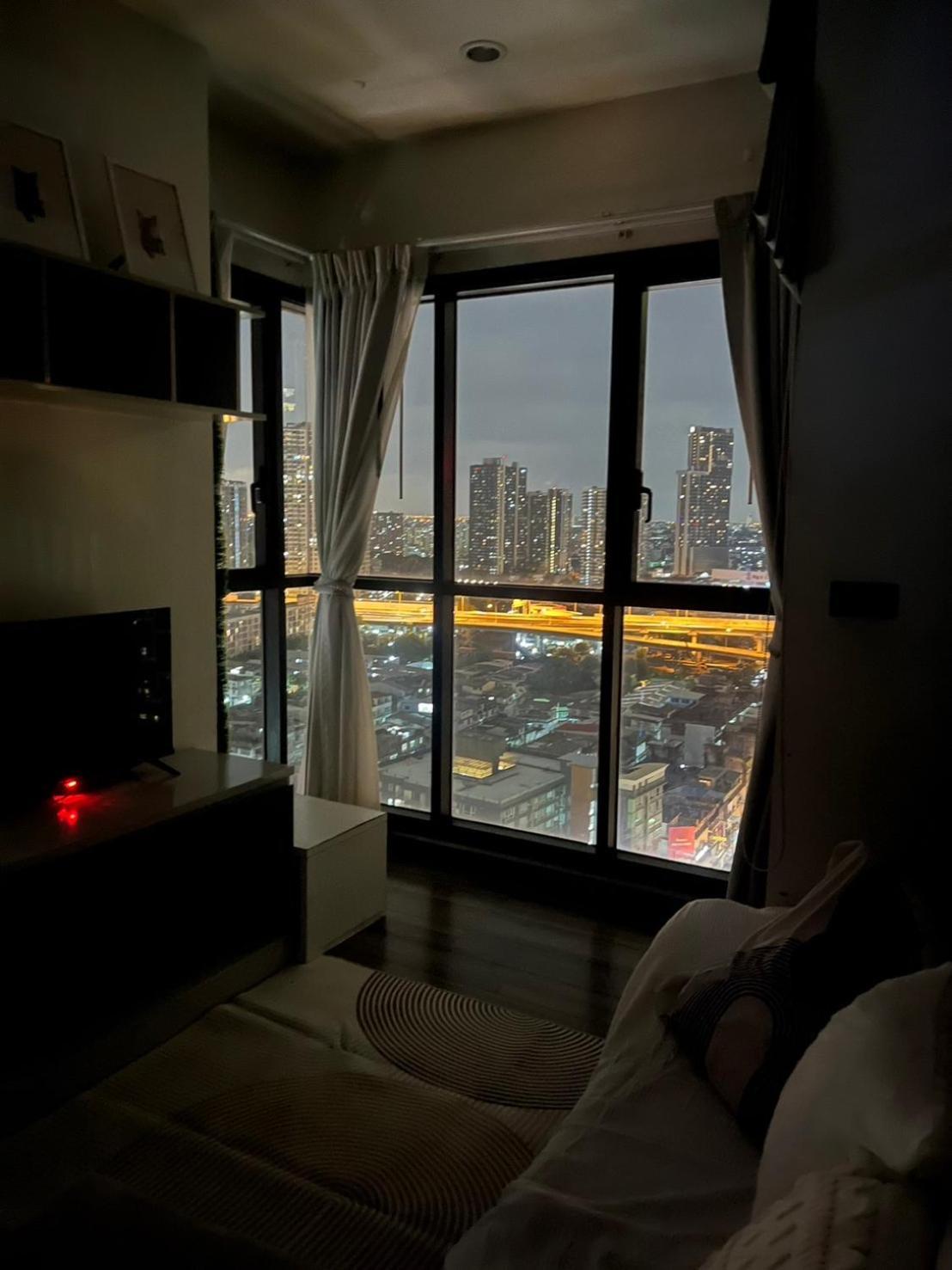 Apartment Next To Phrakanong Bts Wyne Sukhumvit Bangkok Bagian luar foto
